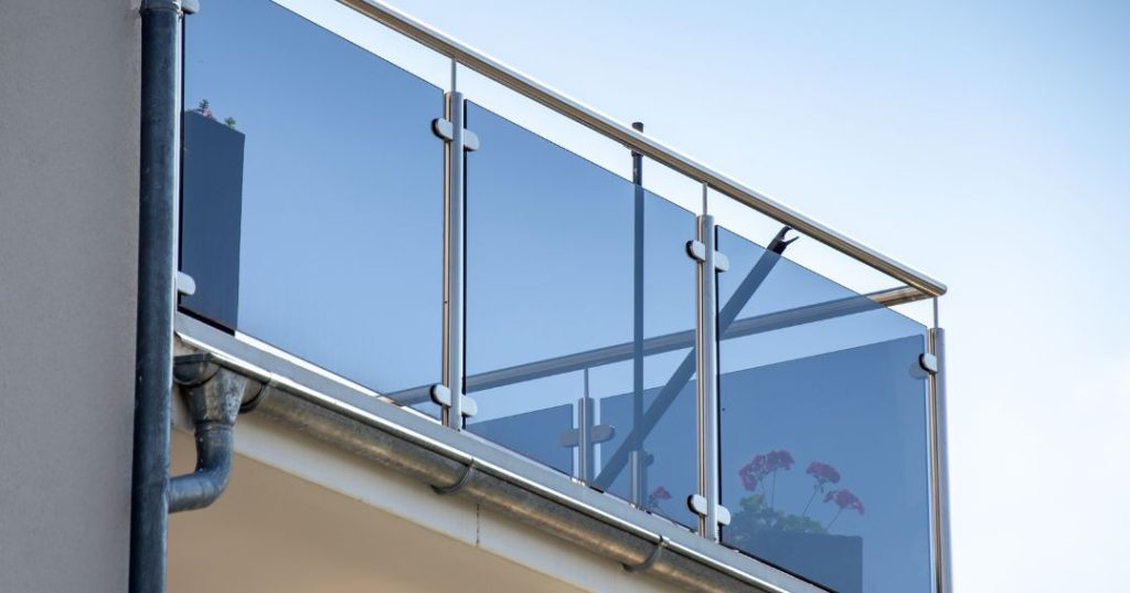 Guarda-corpo de vidro em Limeira