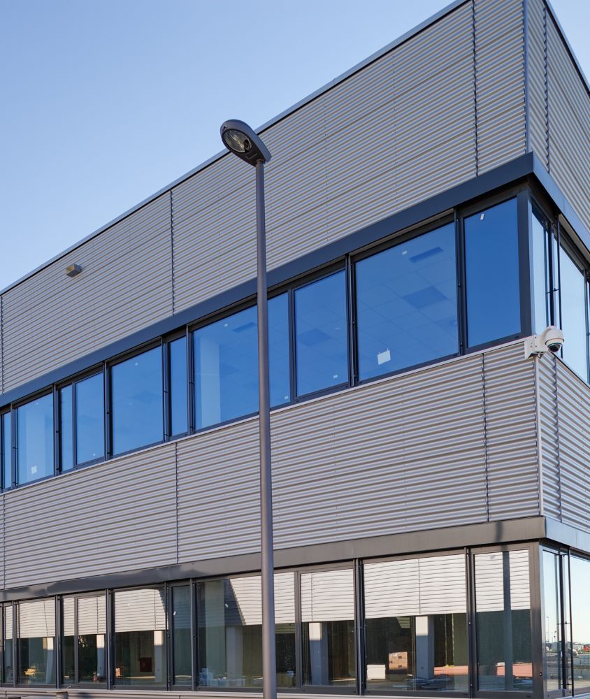 fachada de vidro em Limeira